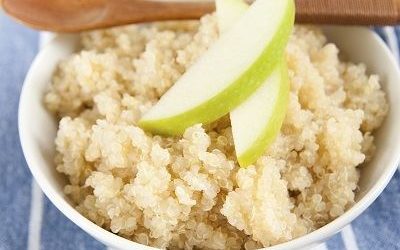 Quinoa Apple Pie Breakfast Bowl